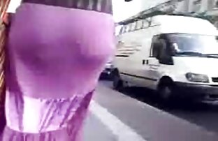 XXX Pelacur Remaja japanese video bokep Bercinta Dengan Punggungnya Oleh Pria Tua Yang Menakutkan.
